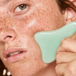 [NWT] OSEA Gua Sha Jade Sculptor